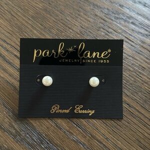 Park Lane Pearl Earrings